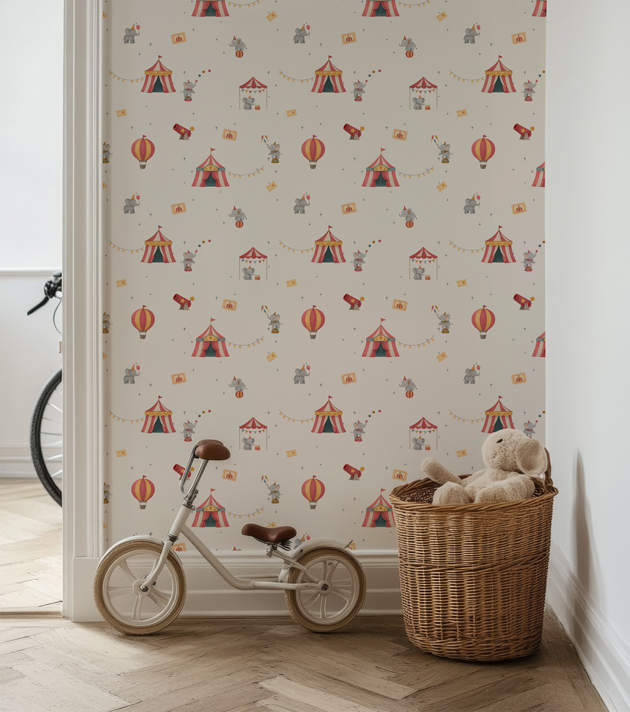 Casey - Little Circus Elephant Wallpaper